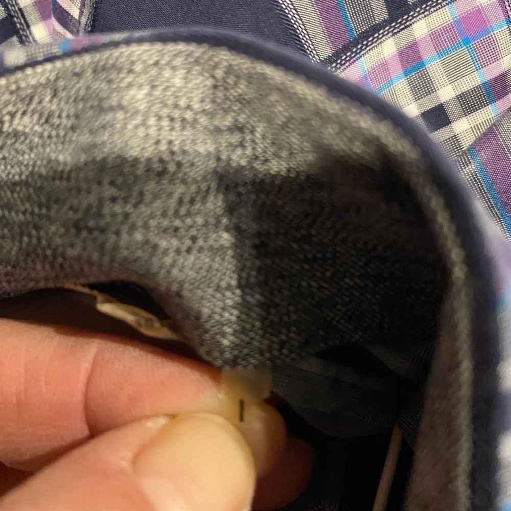Classic Fit ๐๐ Button-Up Shirt BUGATCH - Picture 5 of 5